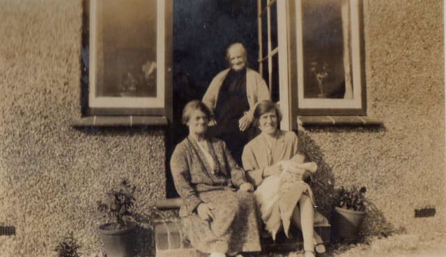 1931 Christine's grandmother Haydon, great grandmother Batchelor, mother: Winifred Whitehead and Christine herself as a baby. 